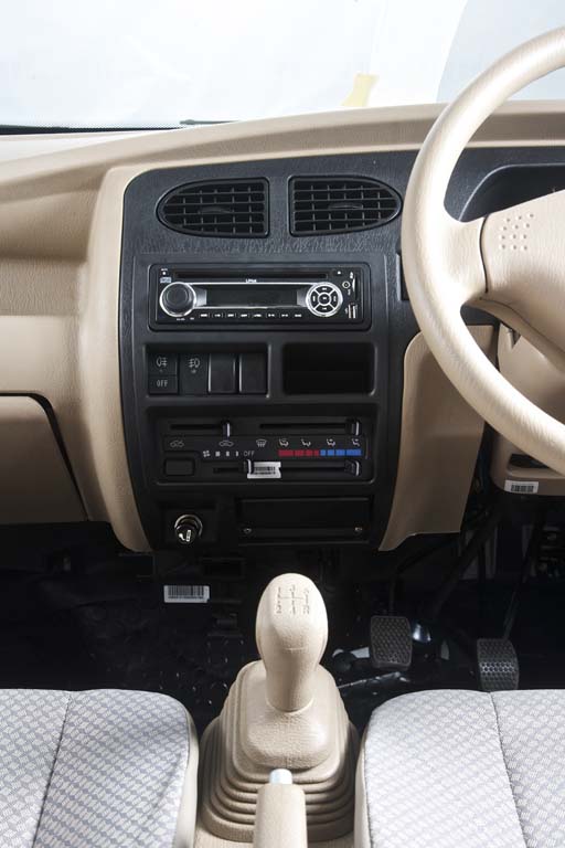 mpv-interior-03