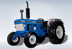 TRACTOR 5880